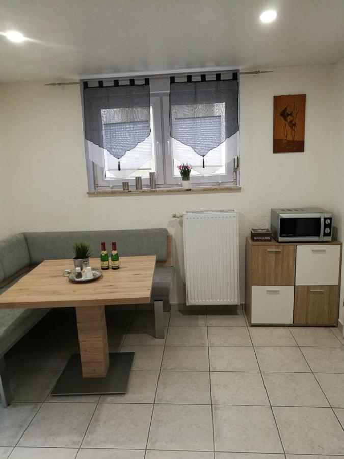 Ferienapartment "Vier Pfoten" In Korbach Exterior photo